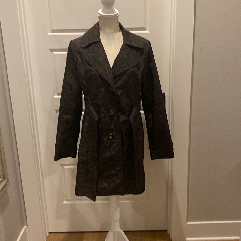 Rain coat